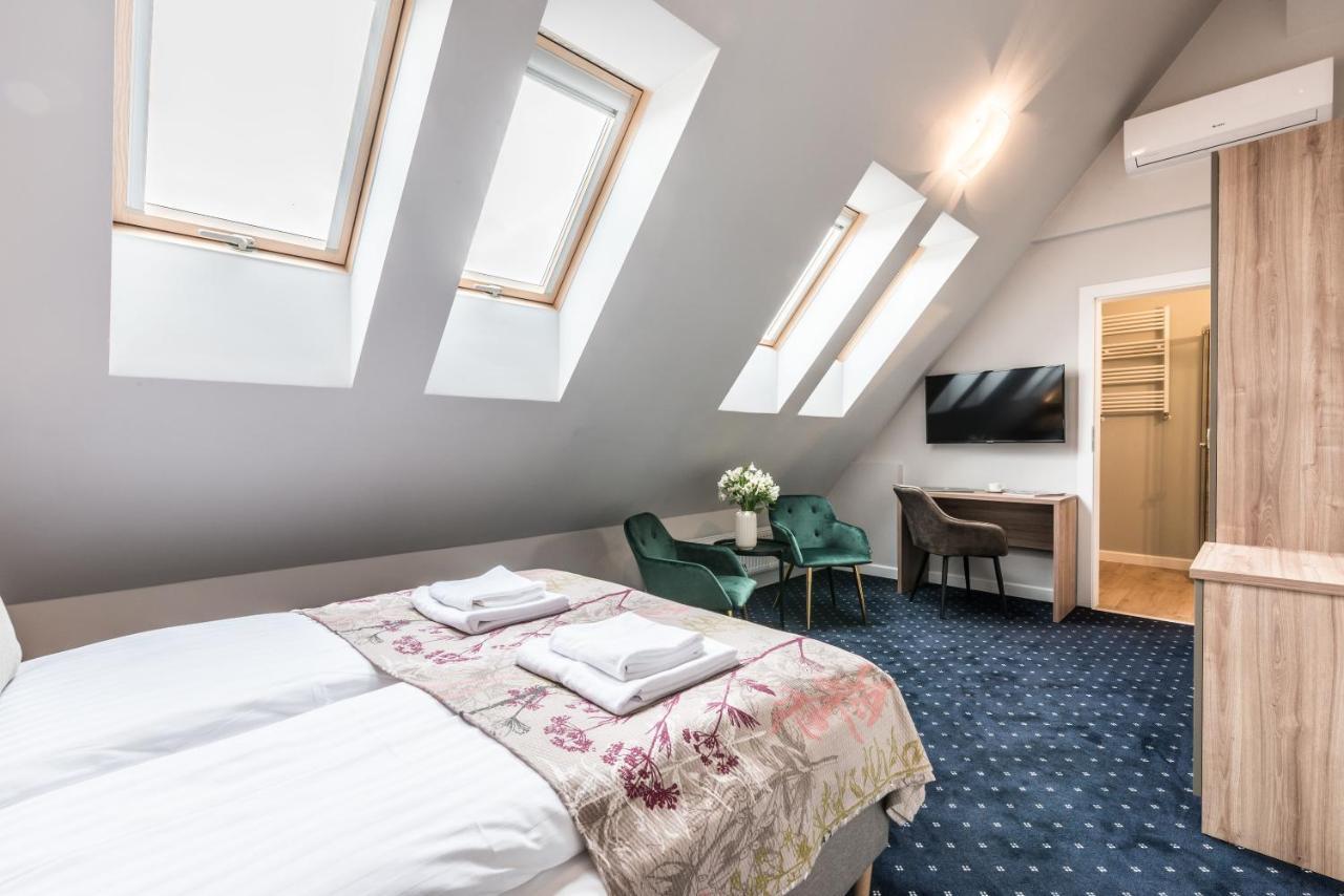 Serenity Aparthotels - Old Town Poznan By Friendly Apartments Exteriör bild