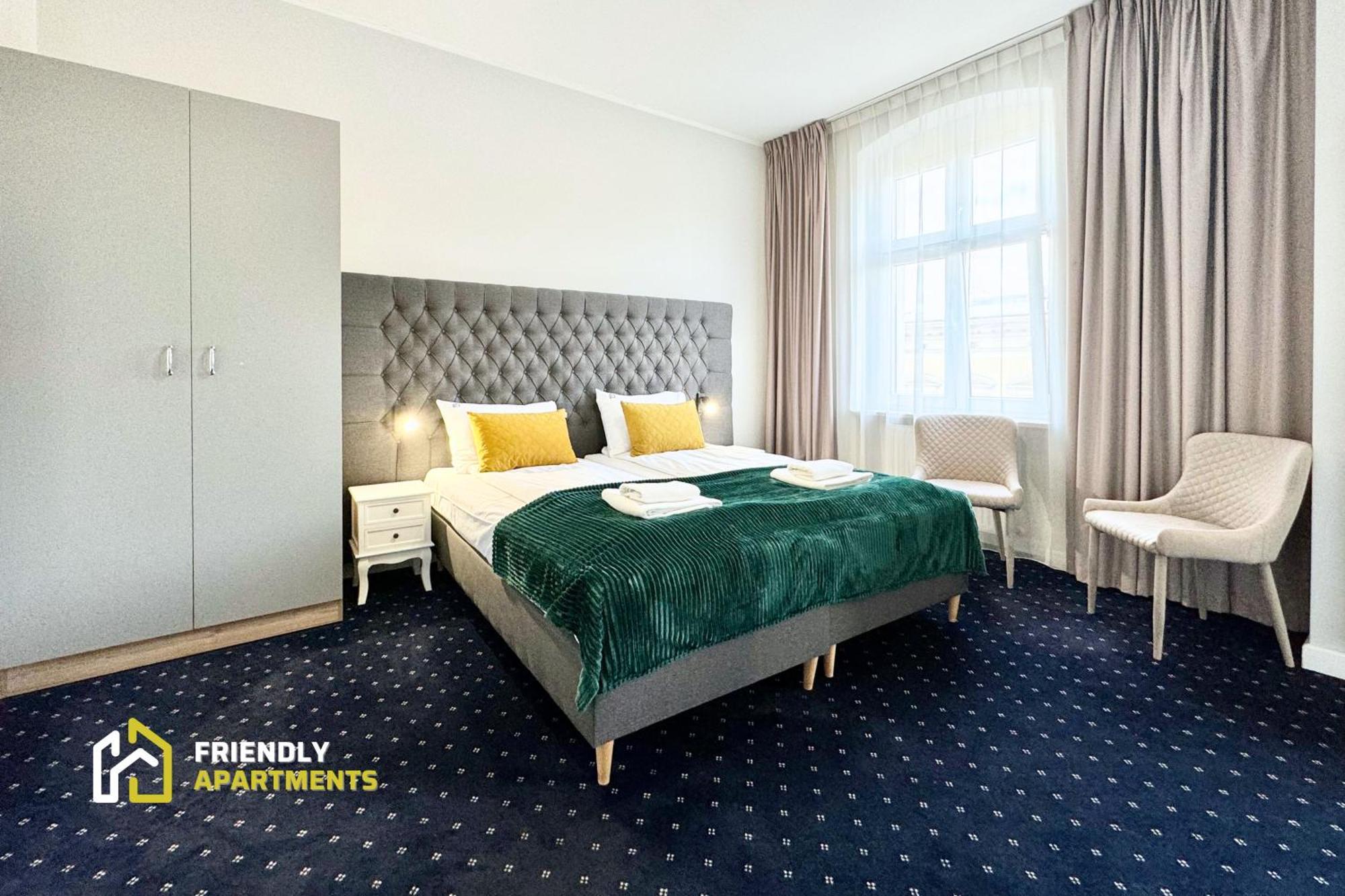 Serenity Aparthotels - Old Town Poznan By Friendly Apartments Rum bild