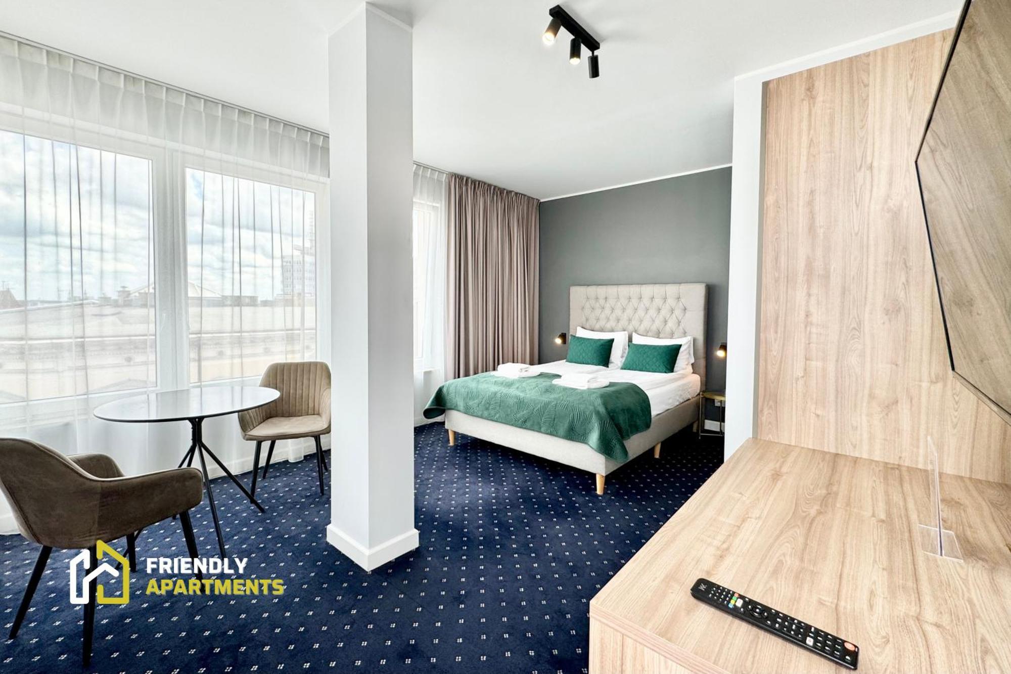 Serenity Aparthotels - Old Town Poznan By Friendly Apartments Rum bild